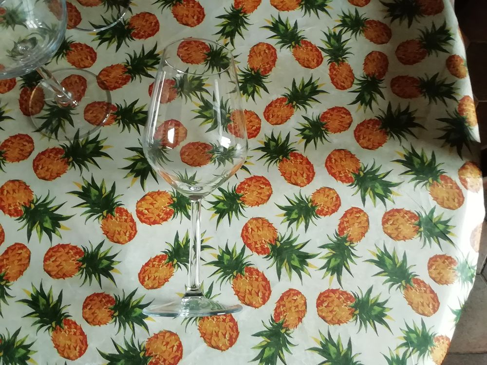 2 coffrets verres &agrave; vin neufs Cuisine
