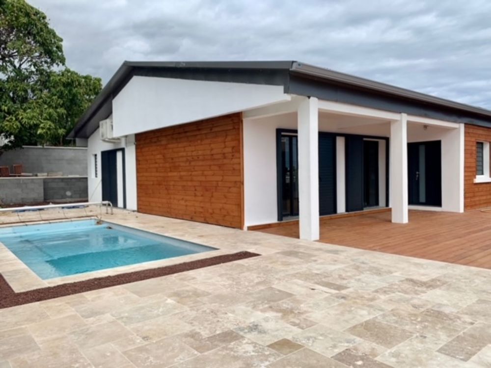 Maison 3 pièces 130 m² · à Saint-Gilles les Bains · 130 m² · 810 000 €