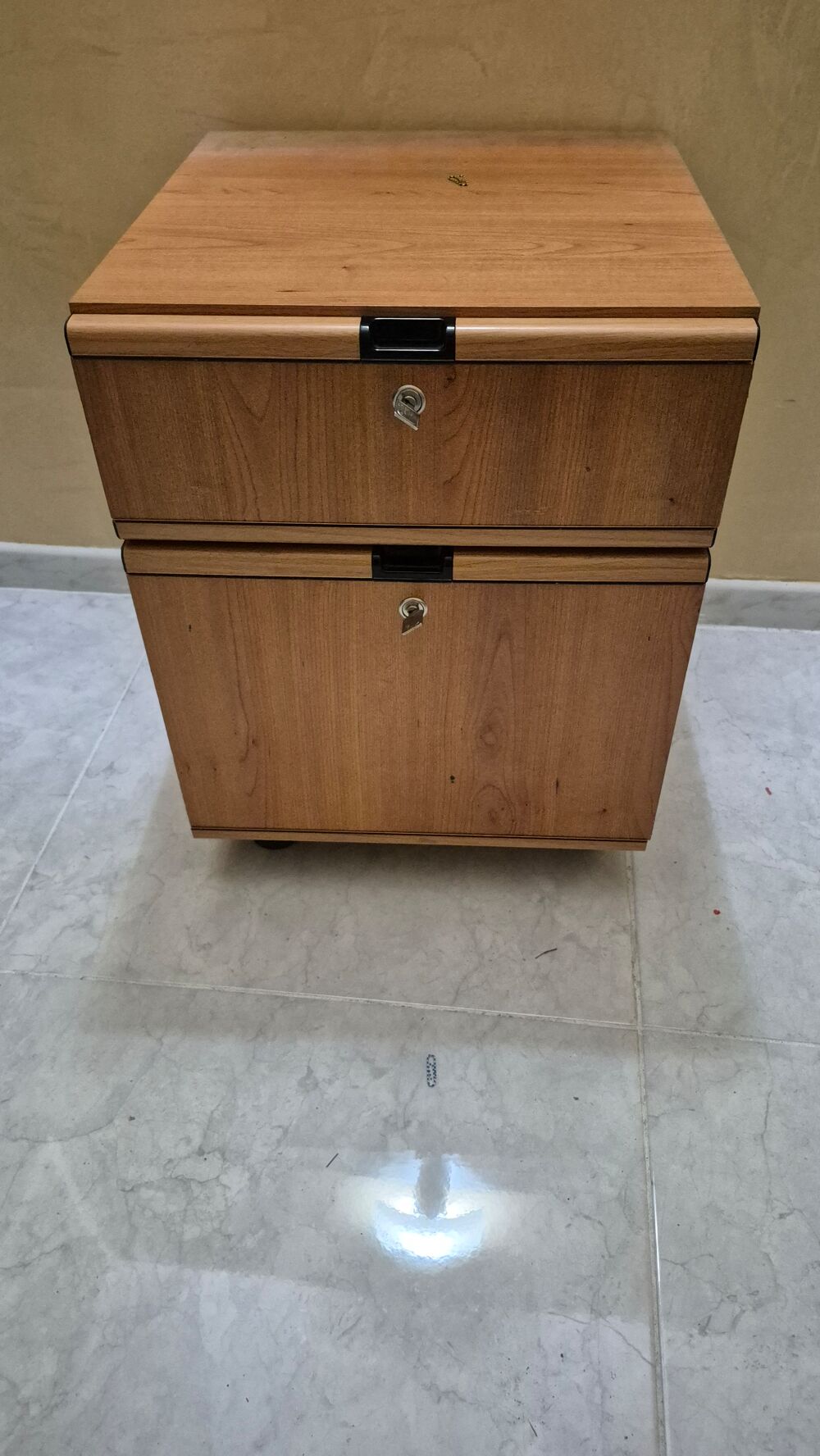 Meuble de bureau &agrave; tiroirs Meubles