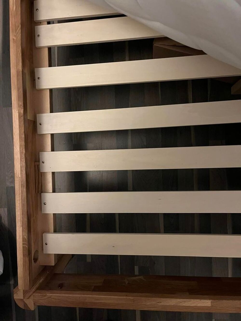 Lit (sommier + matelas) 140x190 Meubles