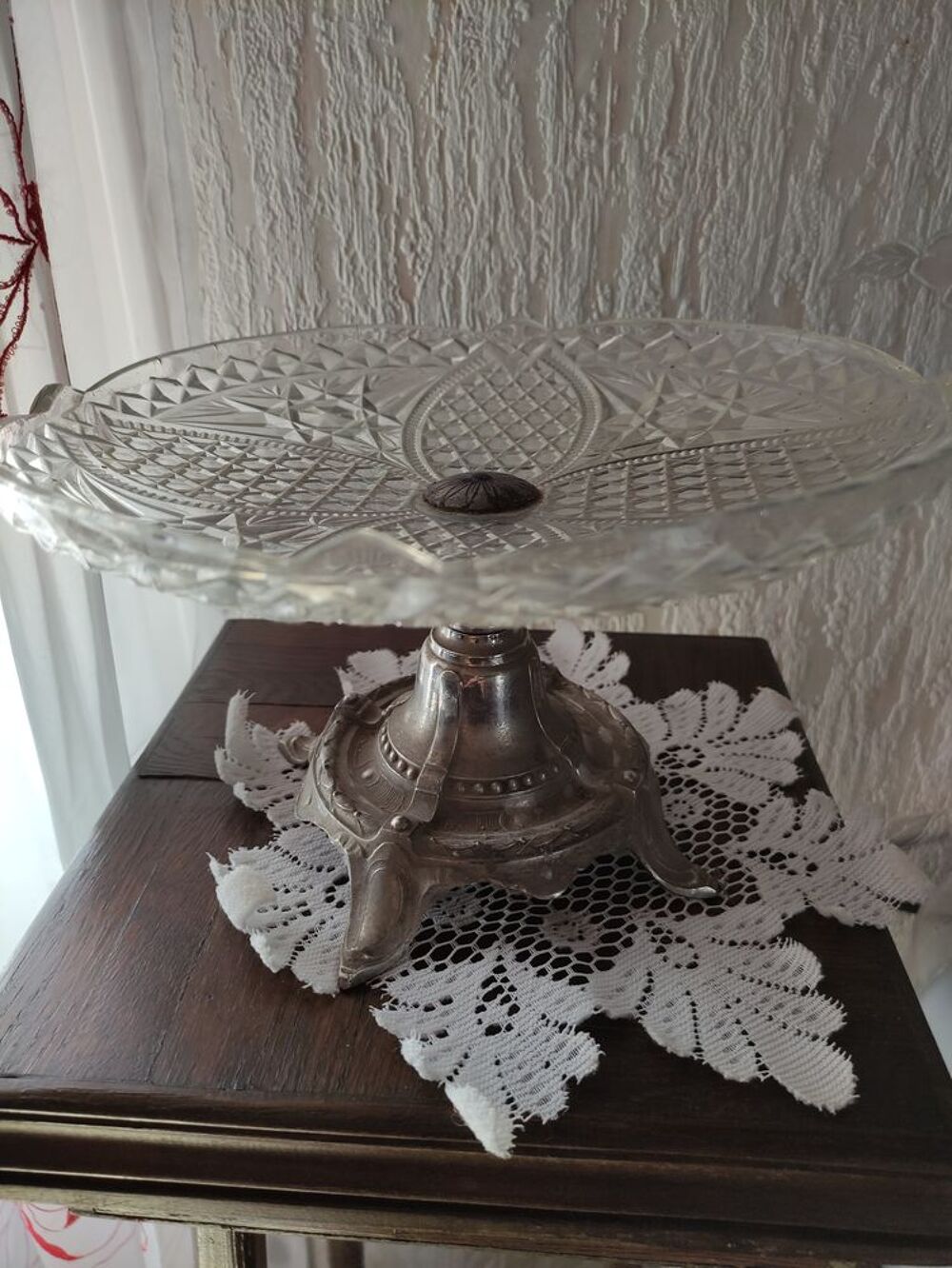 Ancien plat sur pied Décoration