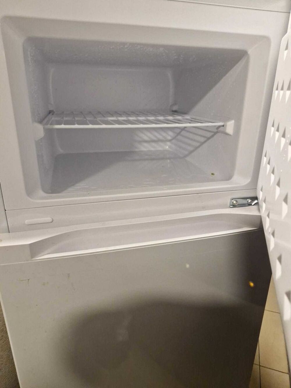 r&eacute;frig&eacute;rateur Electroménager