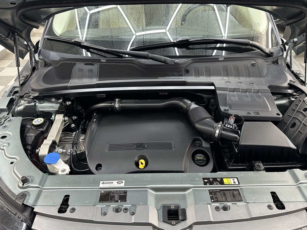 Range Rover Evoque Mark II TD4 Pure 2015 occasion 06600 Antibes
