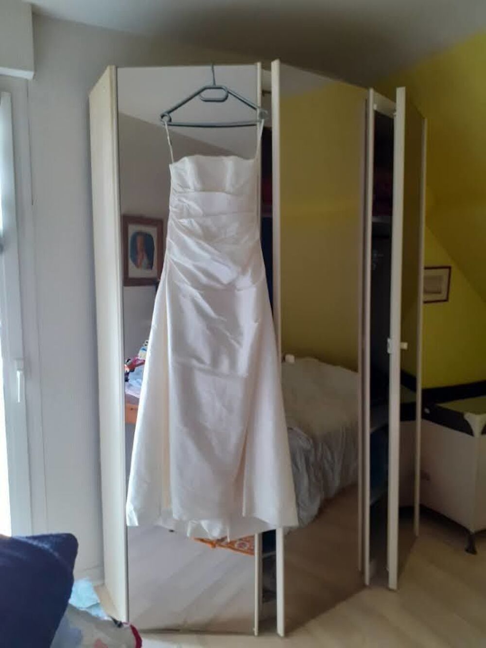 Robe de mari&eacute;e Vêtements