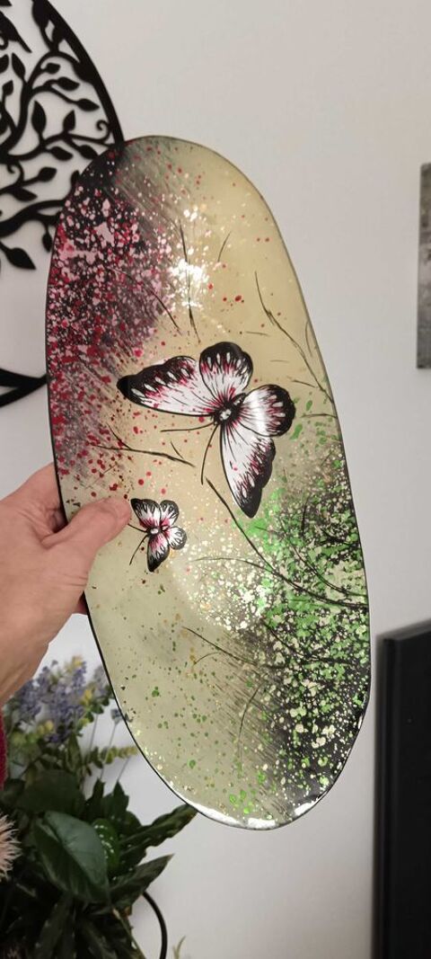 Joli plat d�coratif 12 Auppegard (76)
