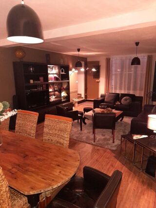  Maison � vendre 15 + pi�ces 550 m� Montlu�on