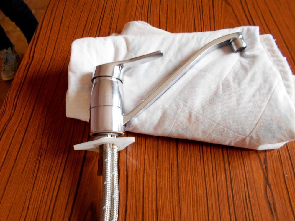 Mitigeur marque ROCA longueur bec : 25cm bon &eacute;tat Bricolage