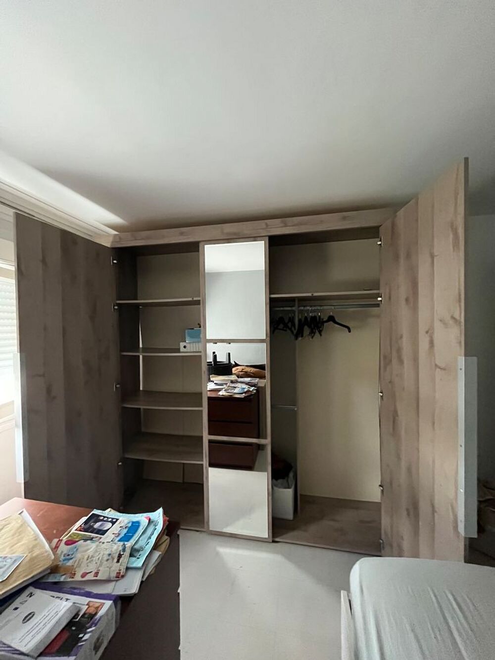 Grande armoire de chambre Meubles