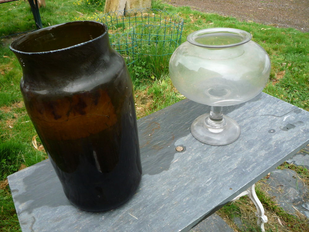 Bocal &agrave; sangsues/pot herboristerie / verre souffl&eacute;
Décoration