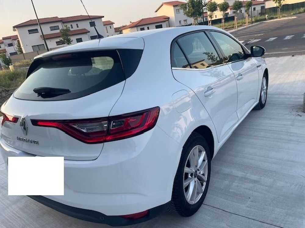 Megane IV M&eacute;gane IV Berline dCi 90 Energy Zen 2017 occasion 66000 Perpignan