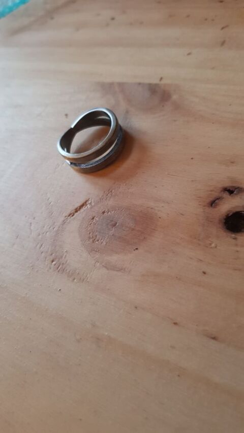 bague homme en acier 10 Savignac-les-�glises (24)