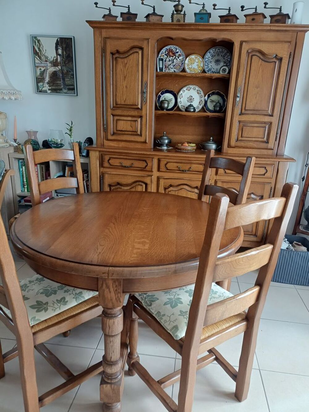Salle &agrave; manger en ch&ecirc;ne table ronde 120 2rallonges 4 chaises Meubles