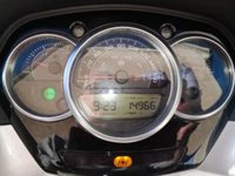 PIAGGIO 2012 occasion 71590 Gergy