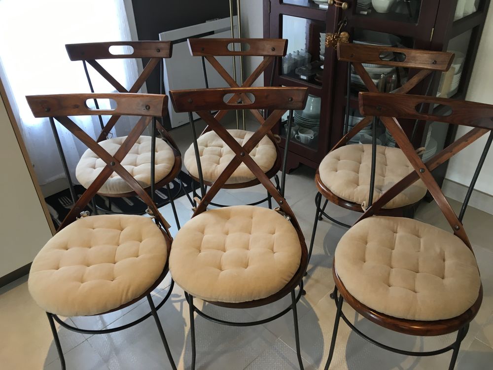 CHAISES LUBERON Meubles