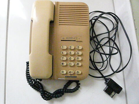Téléphone Alcatel Audience MI FL 12 Franqueville-Saint-Pierre (76)