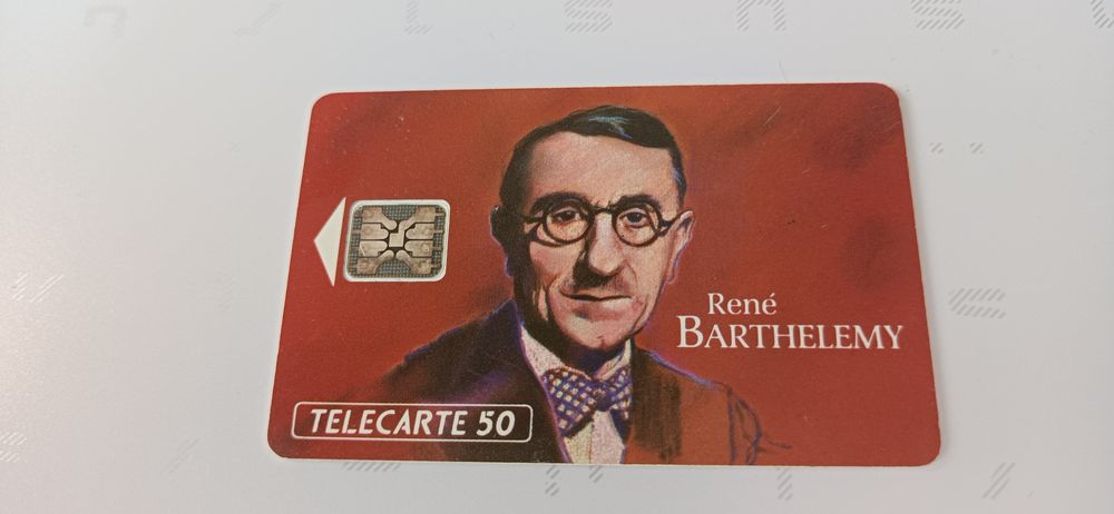une carte telephonique ancienne et tres rare 