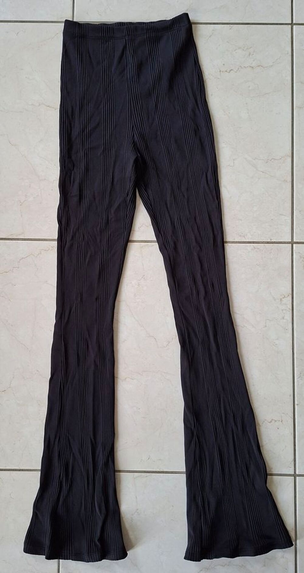 Legging pattes d'&eacute;l&eacute;phant taille S Vêtements