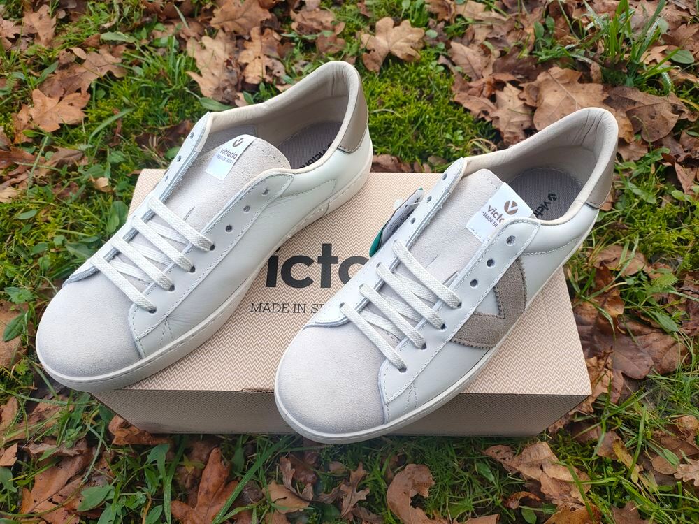 Baskets basses en cuir unisexe Victoria 1126142 Chaussures