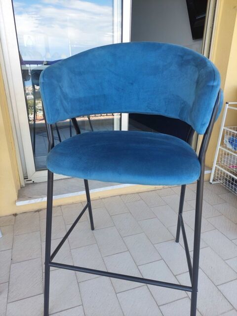 4 magnifiques fauteuils de bar neufs 59 Nice (06)