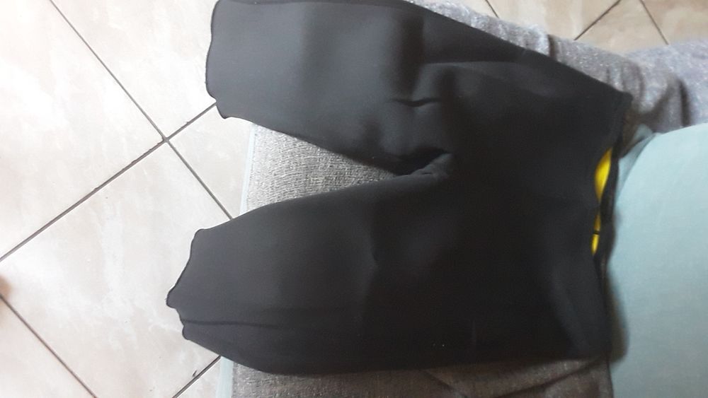 Achetez pantacourt occasion annonce vente Fr jus 83 WB171835995