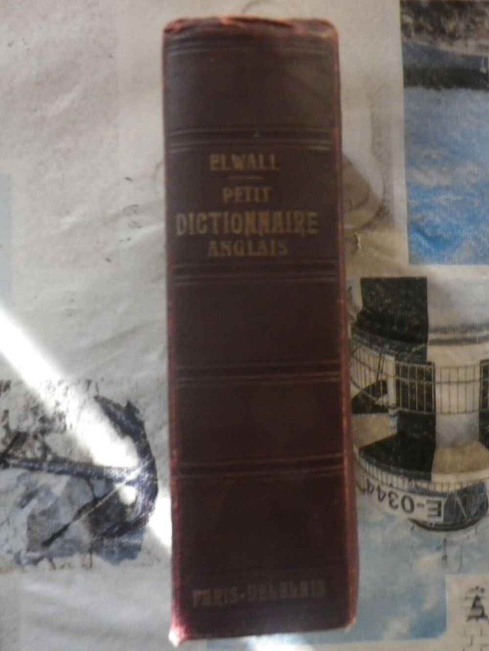PETIT DICTIONNAIRE ANGLAIS FRANCAIS ELWALL Livres et BD