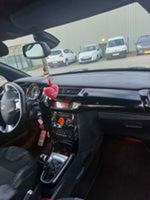 DS3 e-HDi 90 Airdream So Chic 2012 occasion 38300 Succieu
