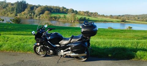 Moto YAMAHA 2011 occasion La Chaize-Giraud 85220