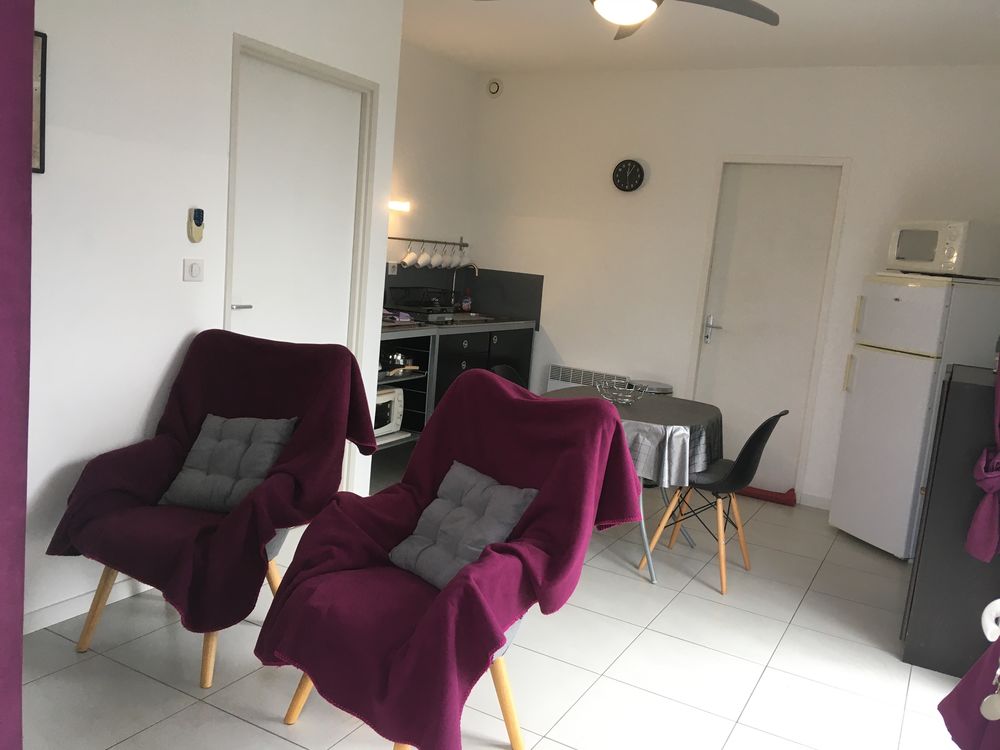   GRAND STUDIO 28 M2 POUR 2 PERSONNES  Corse, Bastelicaccia (20129)