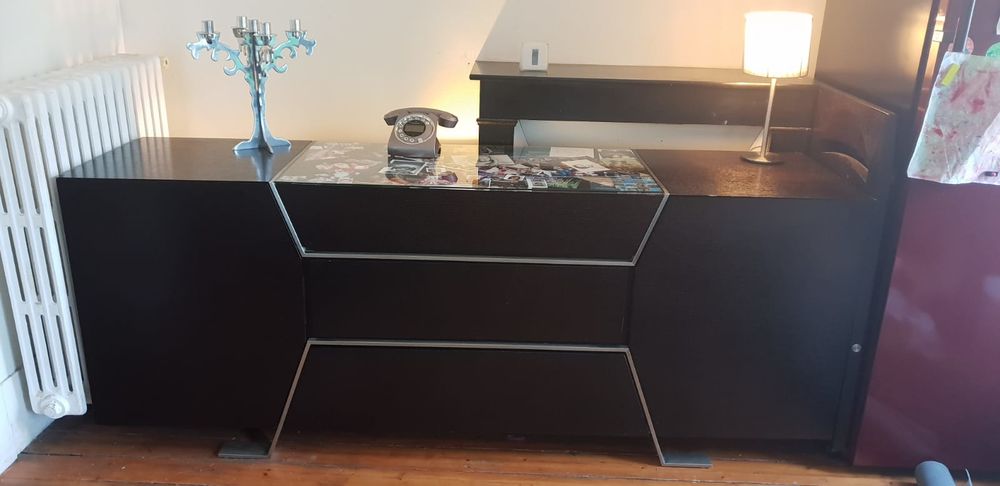 Buffet bas Gautier en enfilade 2 portes, 3 tiroirs, vitrine
Meubles