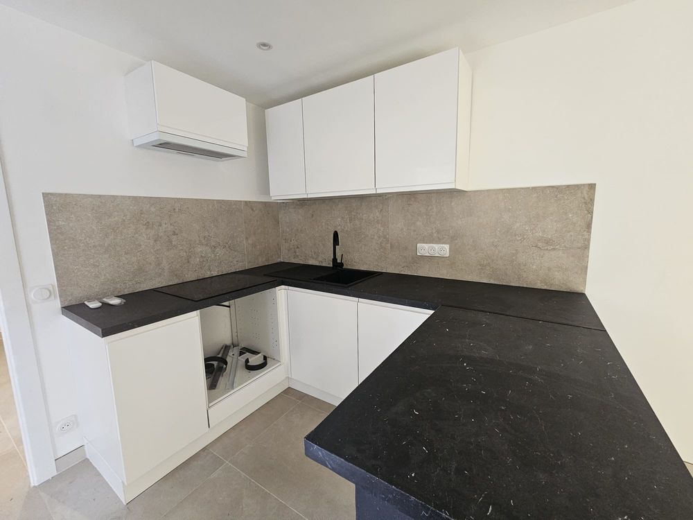 Location Appartement LE CANNET GRANDE BRETAGNE 2P 32 M2 en rez de jardin Le cannet