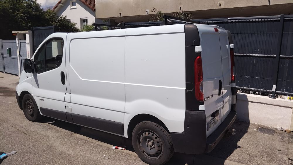 Trafic TRAFIC CA 1.9 DCI 100 L1H1 1000 KG GENERIQUE 2008 occasion 38320 Poisat
