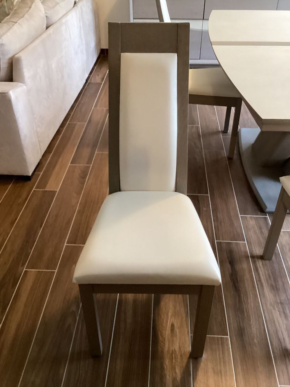 Ensemble table et chaises moderne Meubles