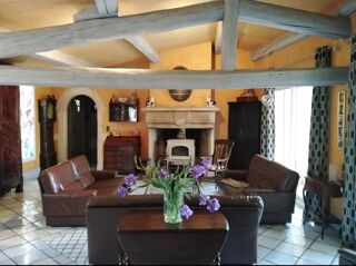  Villa à vendre 7 pièces 184 m²