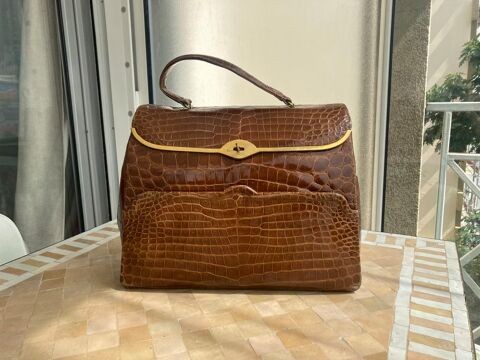 Sac � main en crocodile 400 Paris 14 (75)