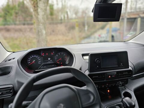 Peugeot Partner III M650 1,2 PURE TECH 110 6CV 2023 occasion Villeneuve-la-Garenne 92390