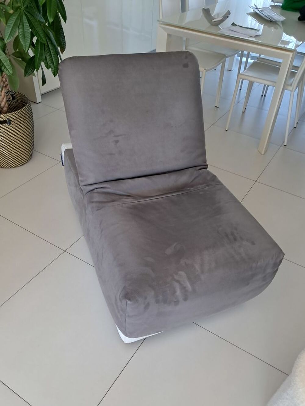 POUF CH&Acirc;TEAU D'AX mod&eacute;le STAR Meubles
