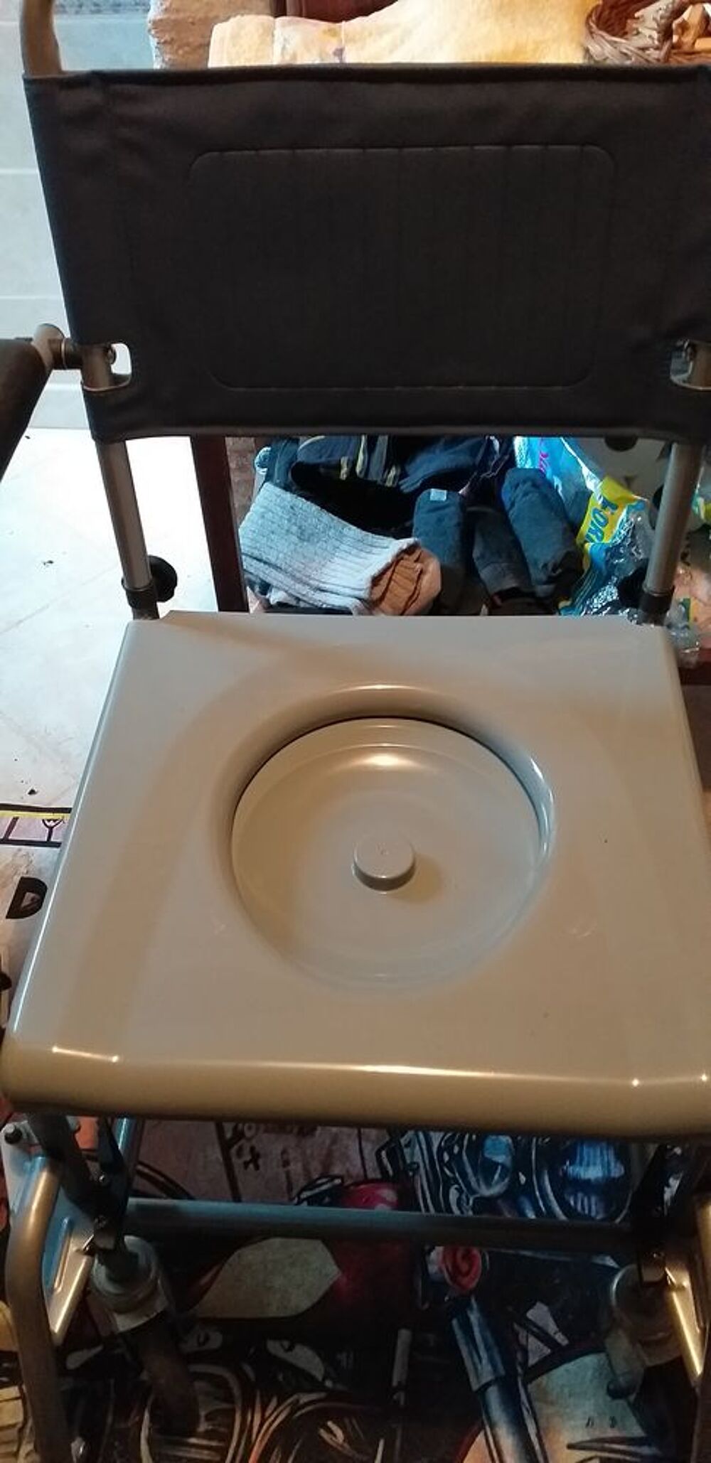 fauteuil pour personnes avec un endicape Meubles