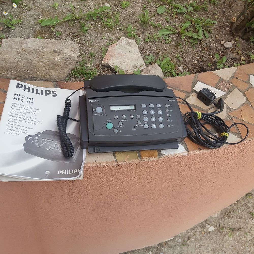 T&eacute;l&eacute;phone fax et Copie Philips HFC 141 Téléphones et tablettes