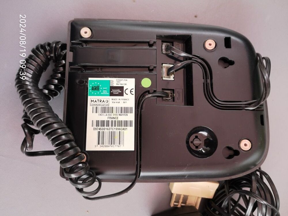 T&eacute;l&eacute;phone fixe MATRA T�l�phones et tablettes