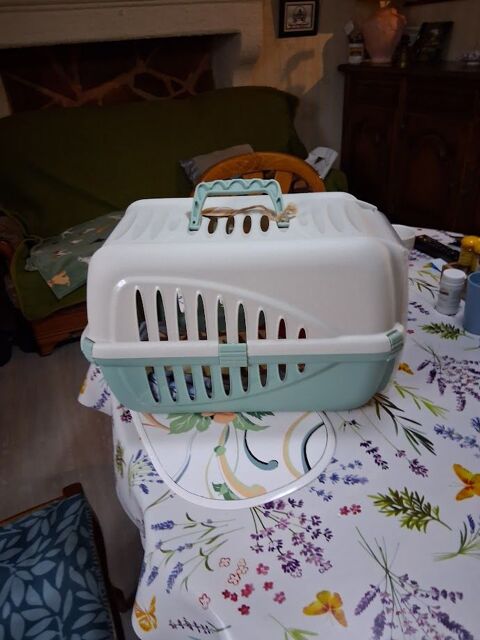 cage de transport pour chat 18 86150 L'isle-jourdain
