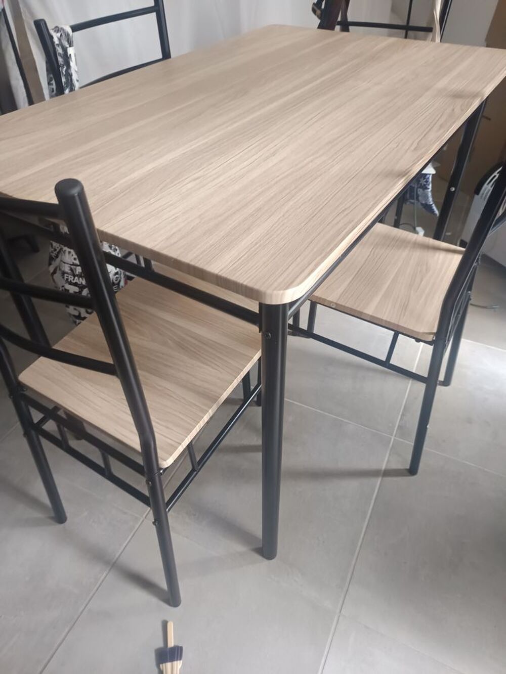 Ensemble table &agrave; manger Meubles
