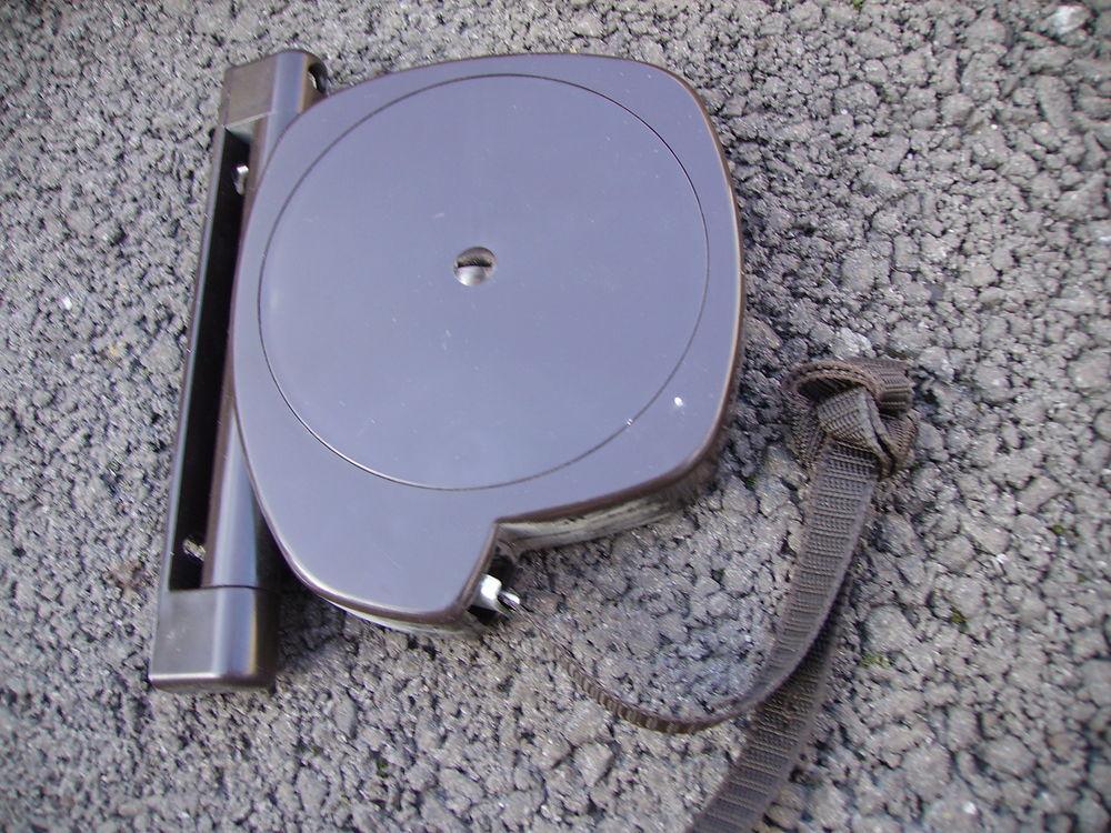 Boitier avec sangle pour volet roulant neuf blanc et marron Bricolage