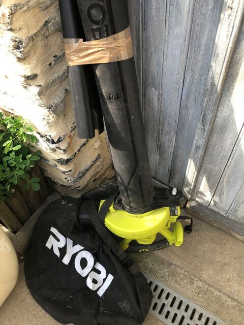 SOUFFLEUR-ASPIRATEUR RYOBI 70 La Chapelle-Glain (44)