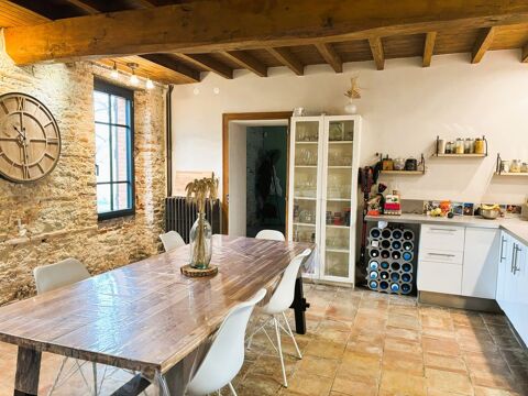   Maison de ma�tre r�nov�e ? 315 m� ? Parc 1,12 ha Propri�t�/ch�teau - 10 pi�ce(s) - 315 m�