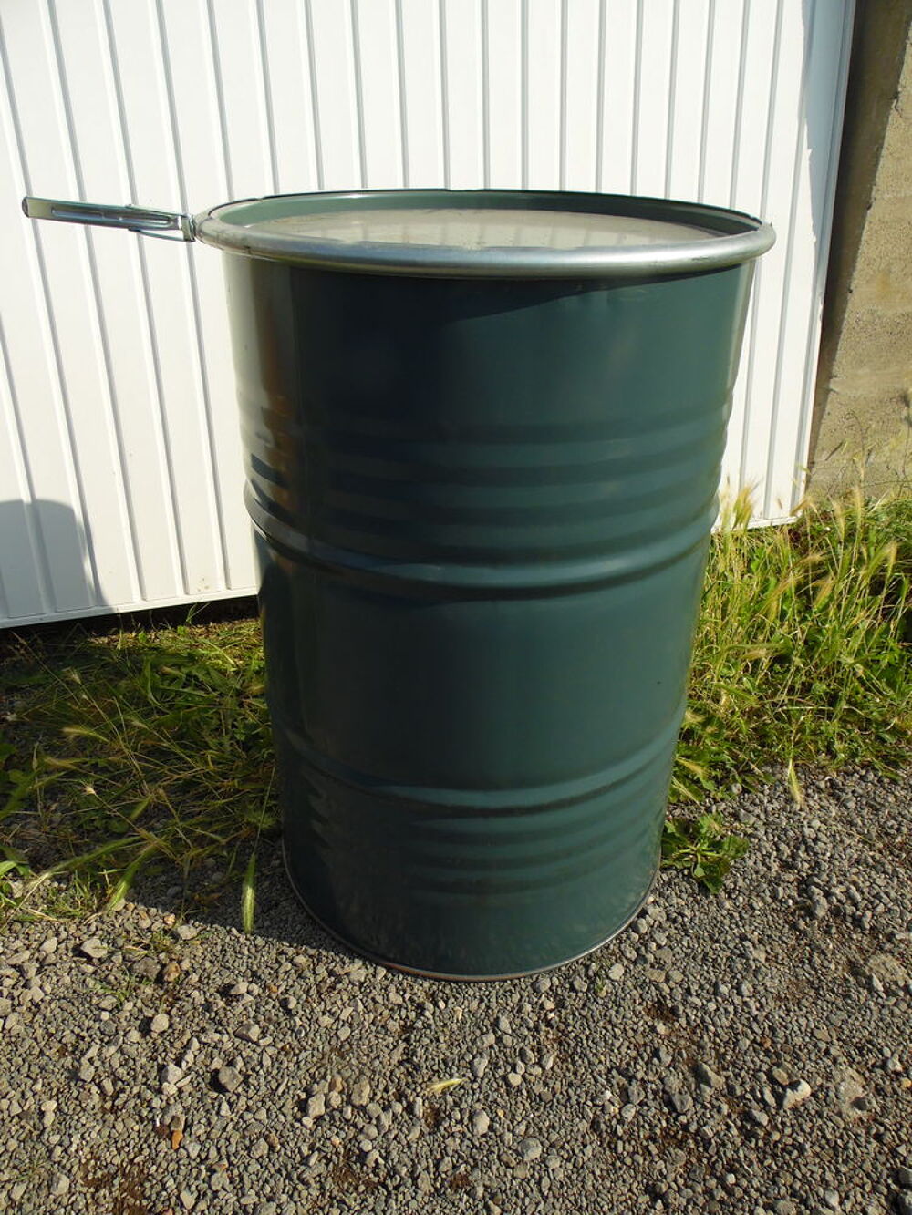FUT DE 200L m&eacute;tal Bricolage