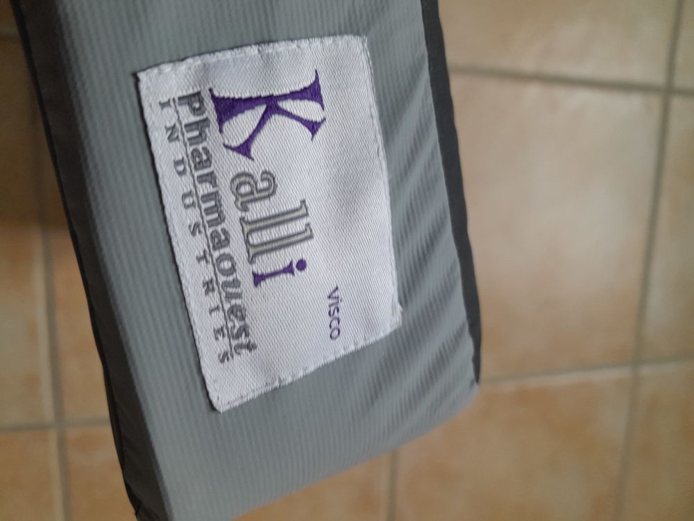 PETIT MAT&Eacute;RIEL M&Eacute;DICALE Meubles
