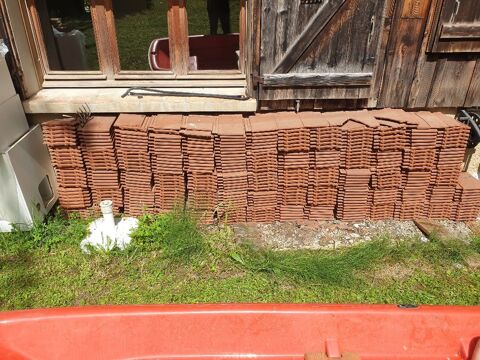 Tuiles neuves Giverny PV �cailles  rectangulaires vieillis 1.8 Mouxy (73)