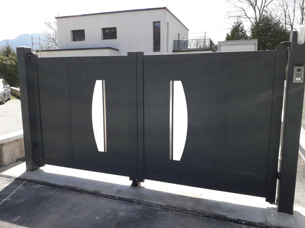 Portail aluminium sur mesure Bricolage