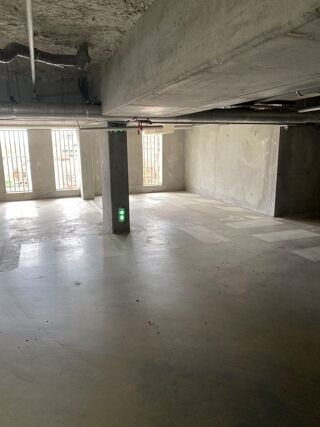  Parking / Garage  louer 16 m