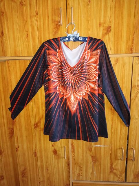 t-shirt femme 5 Amiens (80)